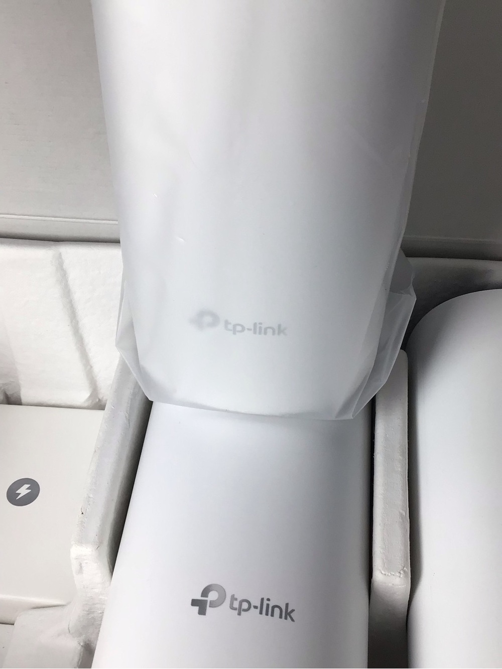 TP-Link White Mesh Router Pack – 2-Pack Mesh Units - Picture 2 of 4